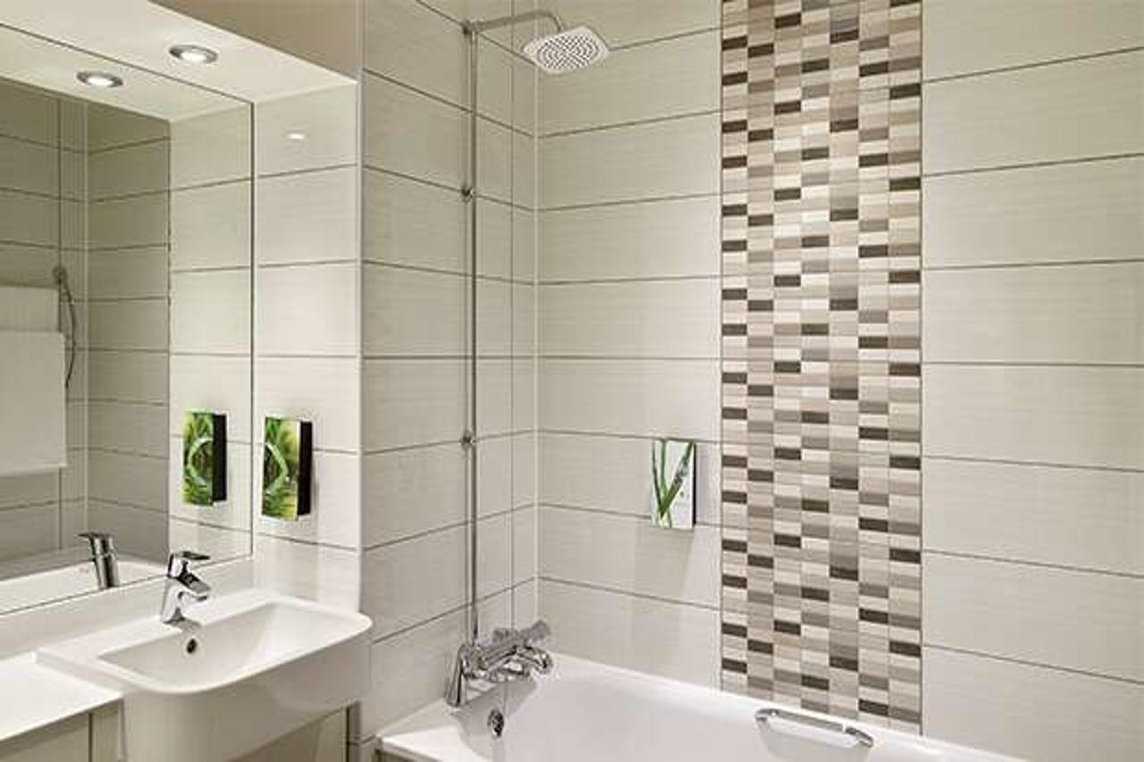 Premier Inn Birmingham City Centre Broad Street エクステリア 写真